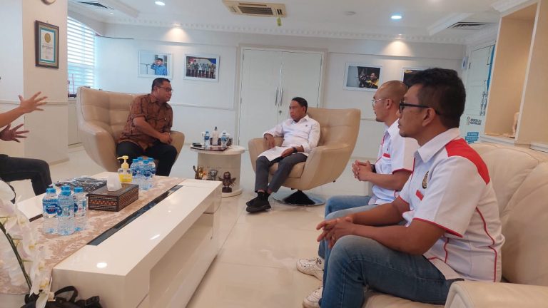 1cd3269e-922c-4e83-a765-0f990045cd1a