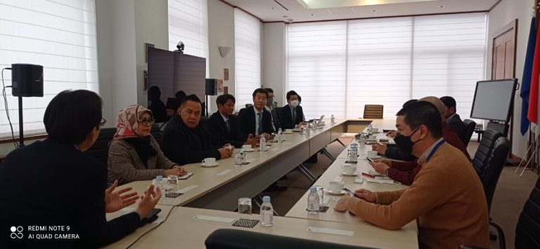 b8bececf-e2df-4c14-9af7-0d57bb0186e3