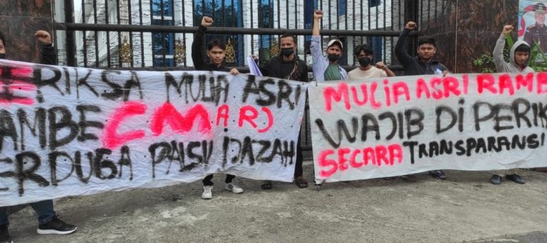 dcdf0505-630f-4adf-b34a-8b15d62dfdab