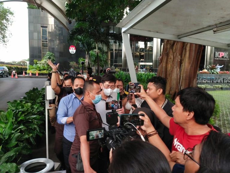 35d814ff-230c-414a-82c8-401c444dc0ac