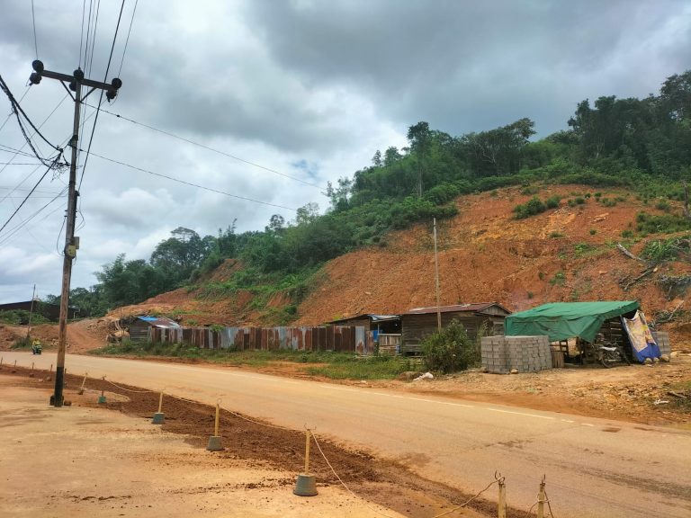 8b2fe8fb-564e-48a6-a751-7d15cd4a26df