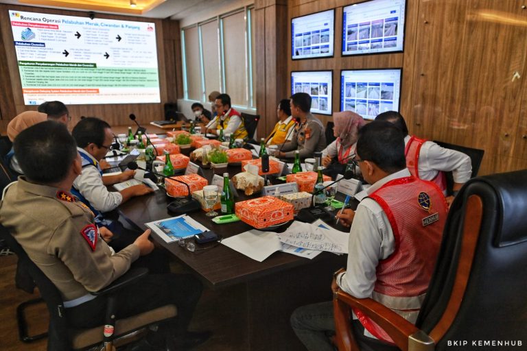 c69aae35-855f-4f19-8d5b-229ac58a9d40