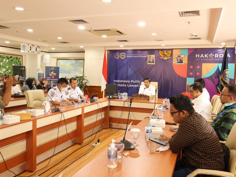 f47bdce1-4cd7-458f-b53a-932a9d8e9bc2