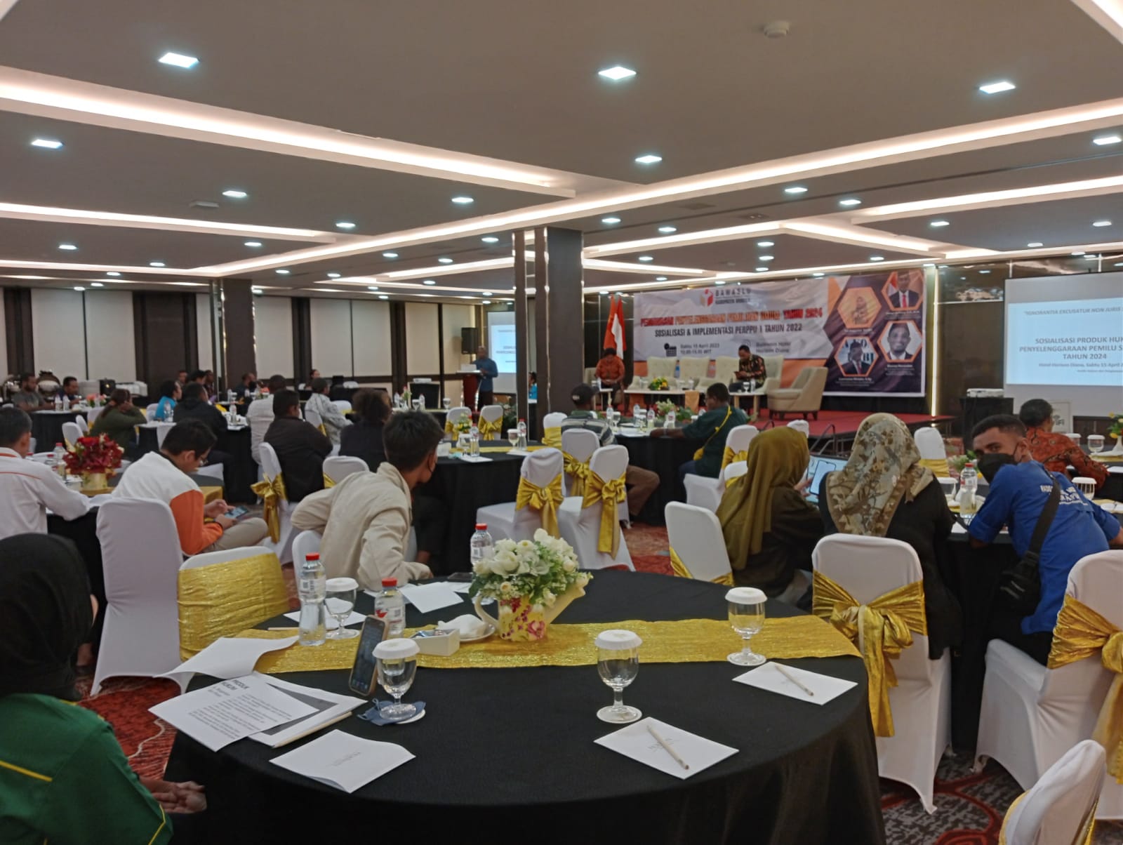 4e4eea57-20b4-4b56-beed-45933cd18218