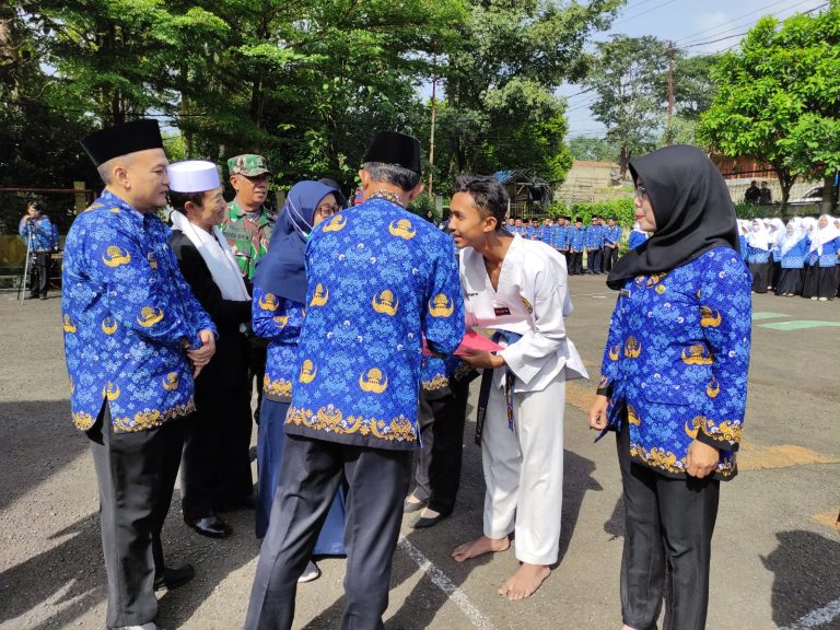 097de5d8-8d9e-453f-a321-7e06187d0b55