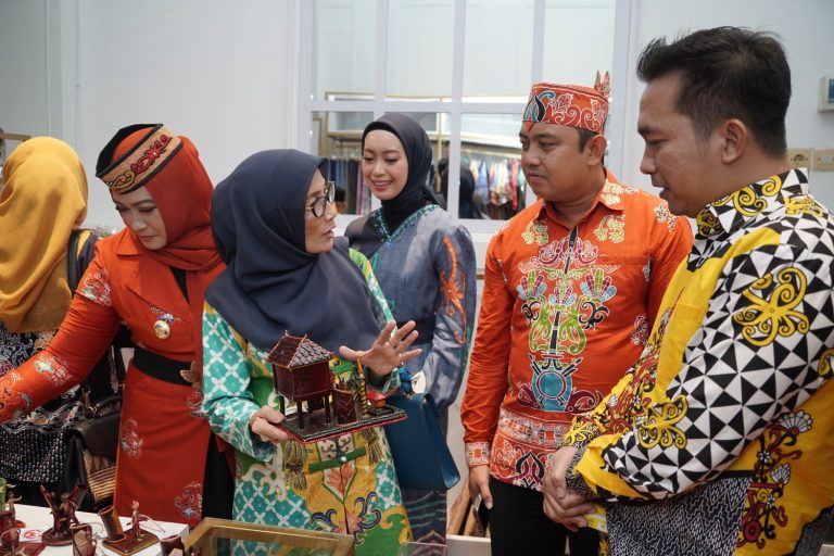 56370940-ede0-4cbf-a99f-985cd95d6fc8