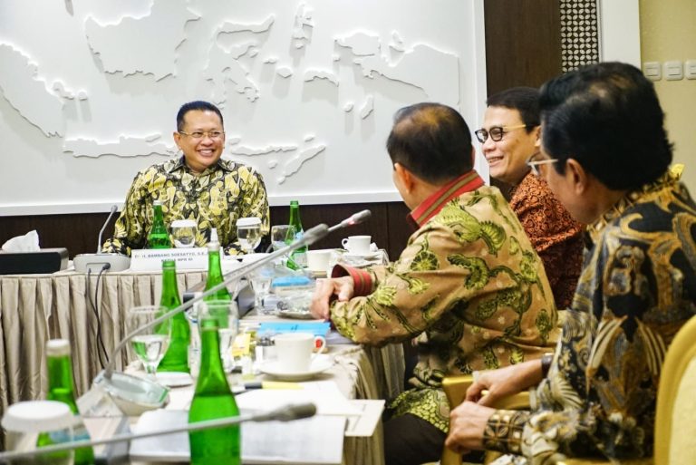 9e105e9c-6e9a-4285-871d-6d2ed732757b