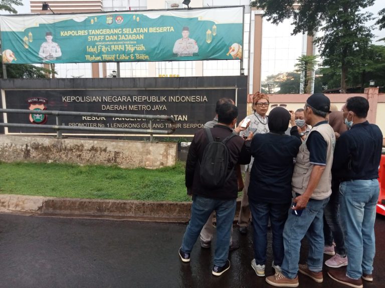 a894052d-929b-48db-8c08-c7b2e23de3ac