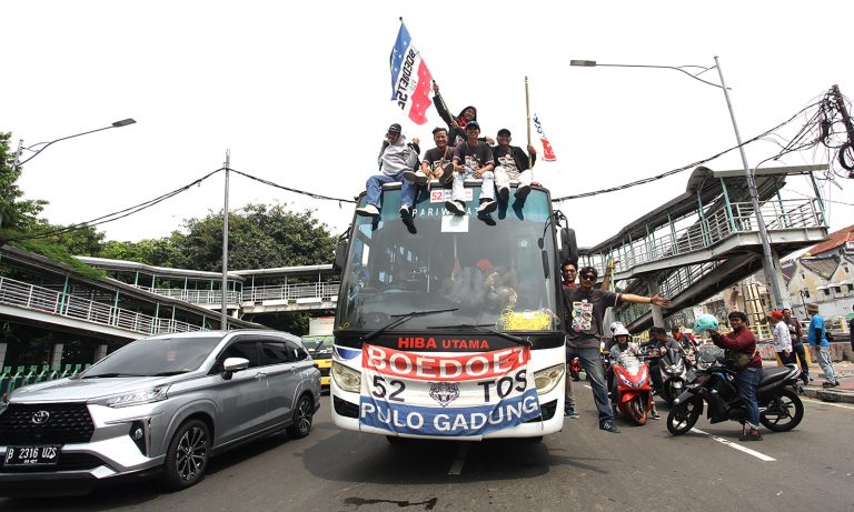 d1e65f66-82fb-4c28-8963-e19e1458a902