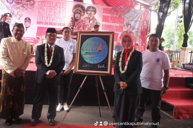 e16e5b5f60aaf43bf76188fce2fecddf_0