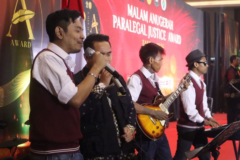 c691e942-0df3-4014-811b-9178cad7ed87