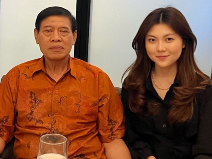 f4fc1895-ddf8-49f1-9a06-99403d67e6d2