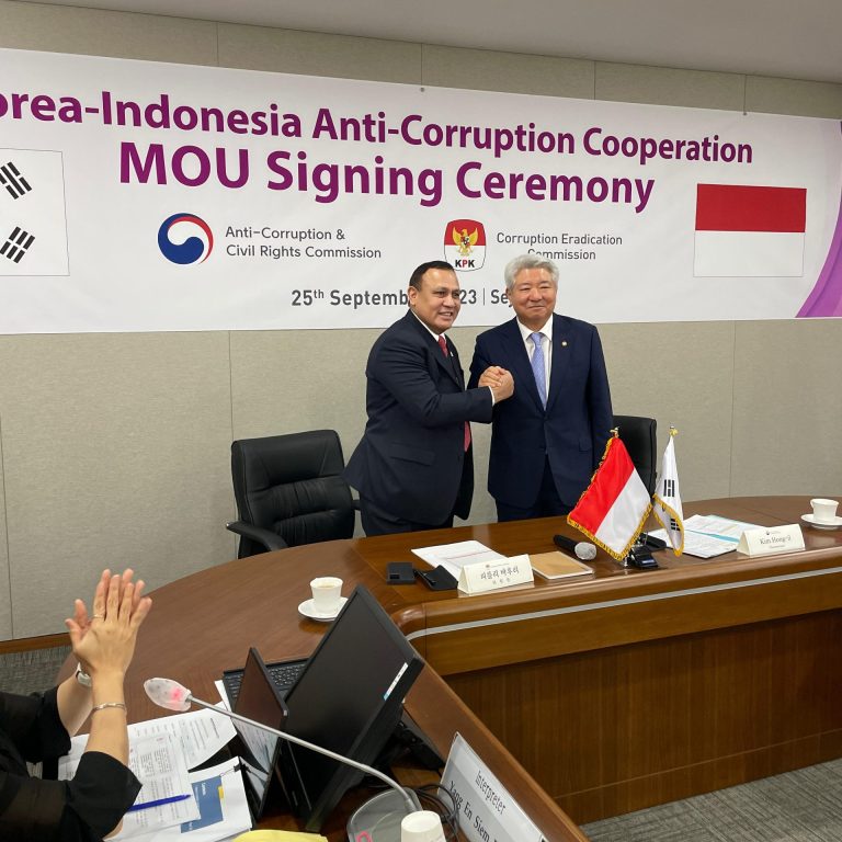 b7a00e51-ab21-4fc0-b67e-65791aa0c252