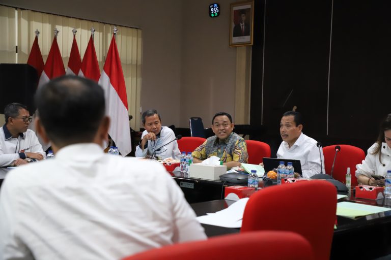 0ebd0c40-564b-48ab-b187-8f9333f9ab0b