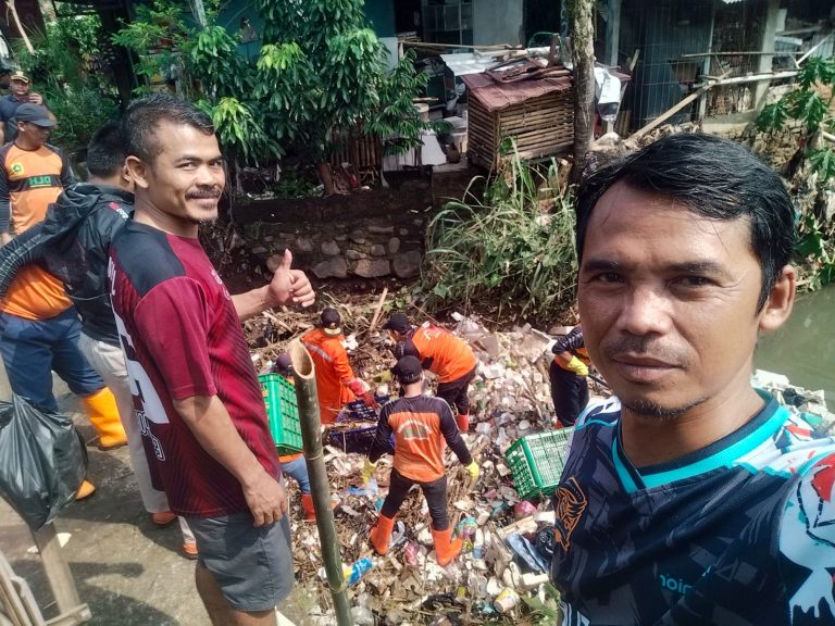 94f6ebd4-3823-436a-8959-cfee4ce64af9