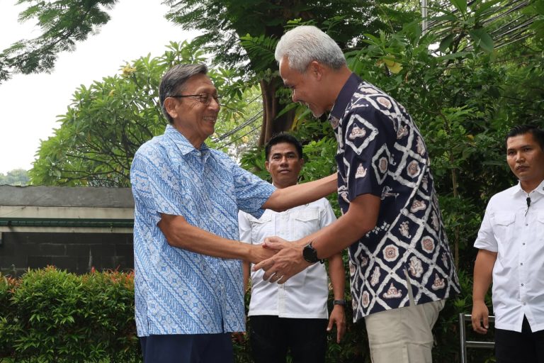 fb86d2ce-c44e-4749-8f49-7223c2ac9ef6