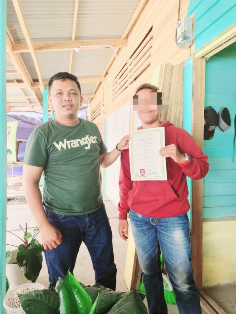 a0a211ba-16d3-4686-96e2-a7c605da571d