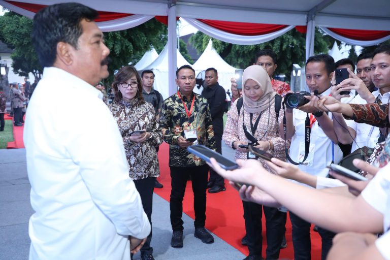 de142d25-c27d-4fb1-aa1a-e058ebdd12ed