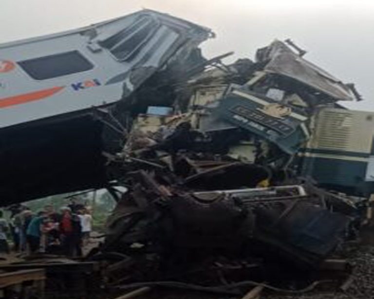 Kecelakaan Kereta Api Kembali Terjadi Di Cicalengka Kabupaten Bandung