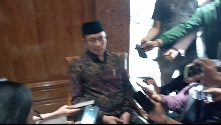 54742779-586b-4517-8ef7-3158cffc7826