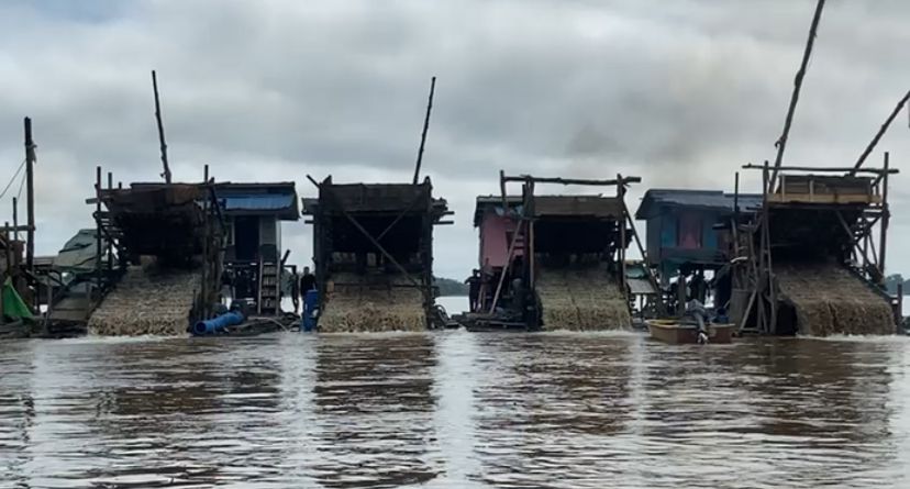 96b23afa-be00-4321-a315-b16a78d6fa60