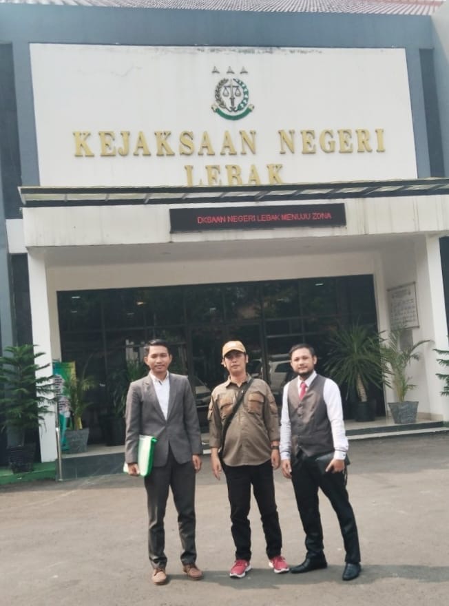 851c2b5b-41f2-4221-93c5-b8794afa9558