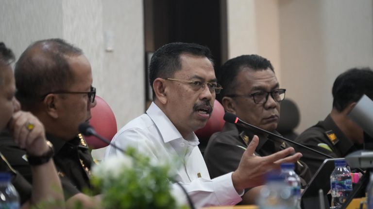 021e0130-b5ce-4325-8870-a05709e1c53c