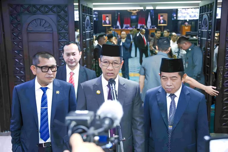 a90e0514-b6de-4f1a-9b91-447bf08ecc51 (1)