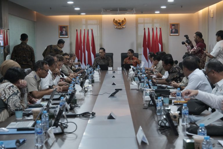 c518f948-abf0-48fb-a399-6036c599363c