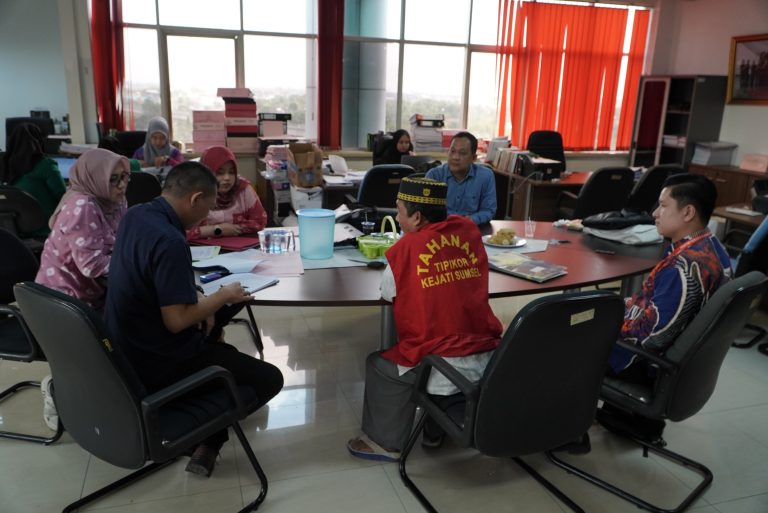 0f939b4a-a361-45ce-bff4-8b3b7514813f