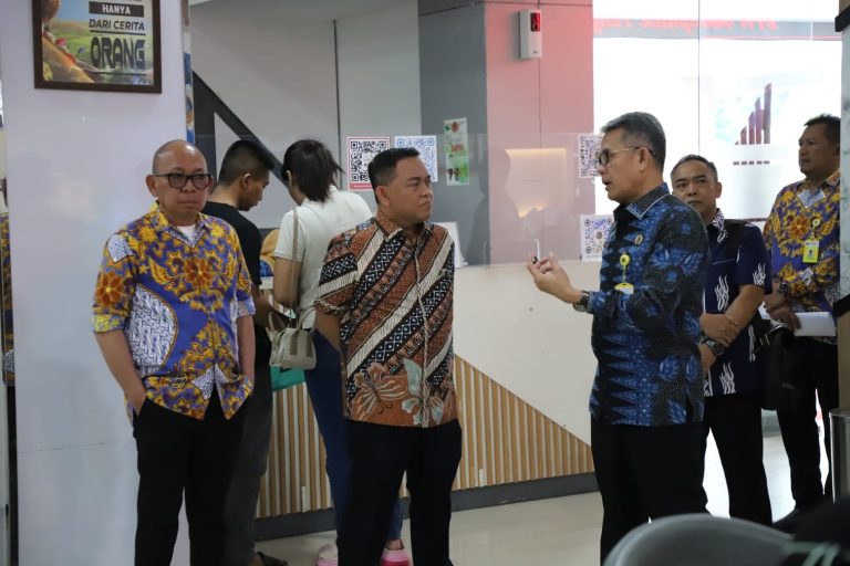 37914b50-0fdb-4952-8907-d80447323892