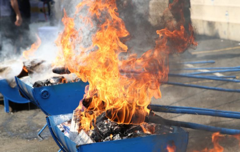 4a041692-a764-4f14-918e-59f6a4e6c405