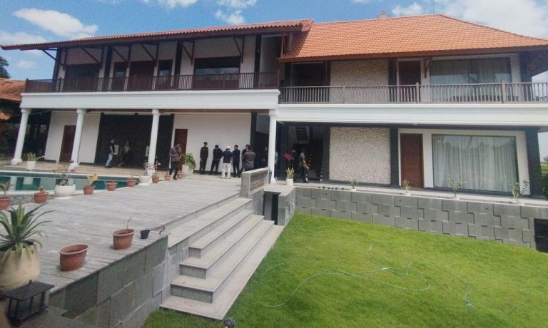 6252b798-5627-4551-bec6-54fc4a08fcd2