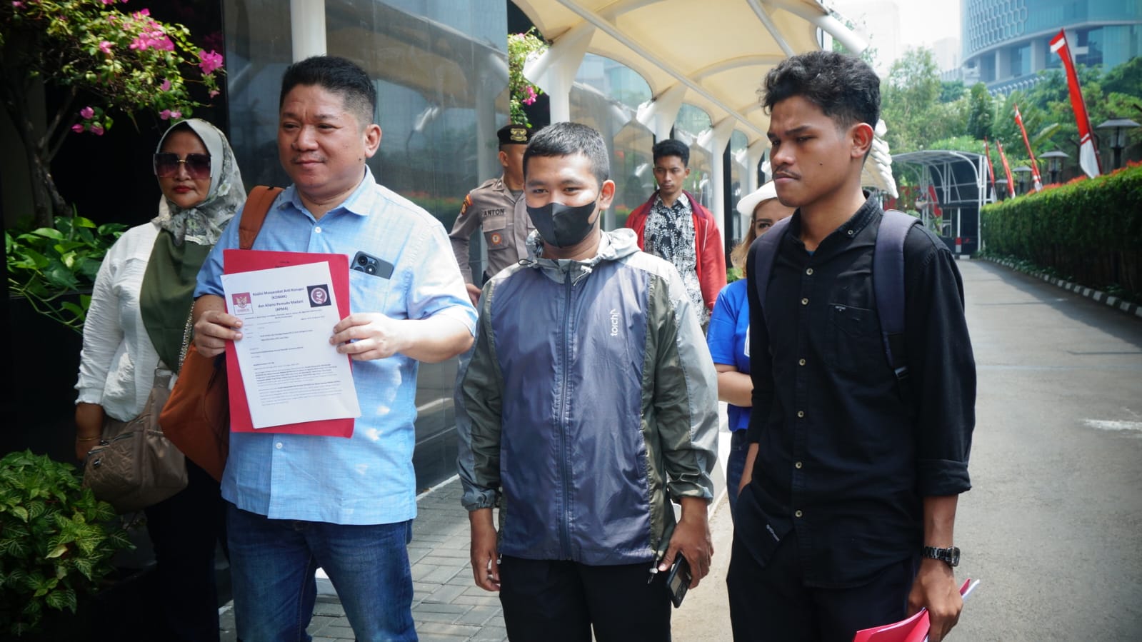 62a1dd70-ab88-4ff1-a276-9660d46d8375