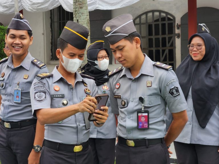 869b5849-24ee-44f4-b8fd-8e35953626fa