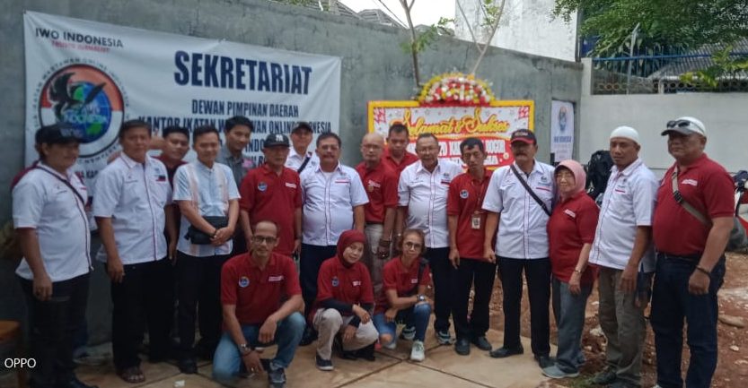 b7a9c1e8-ff96-4128-83ee-dc73710b7af3