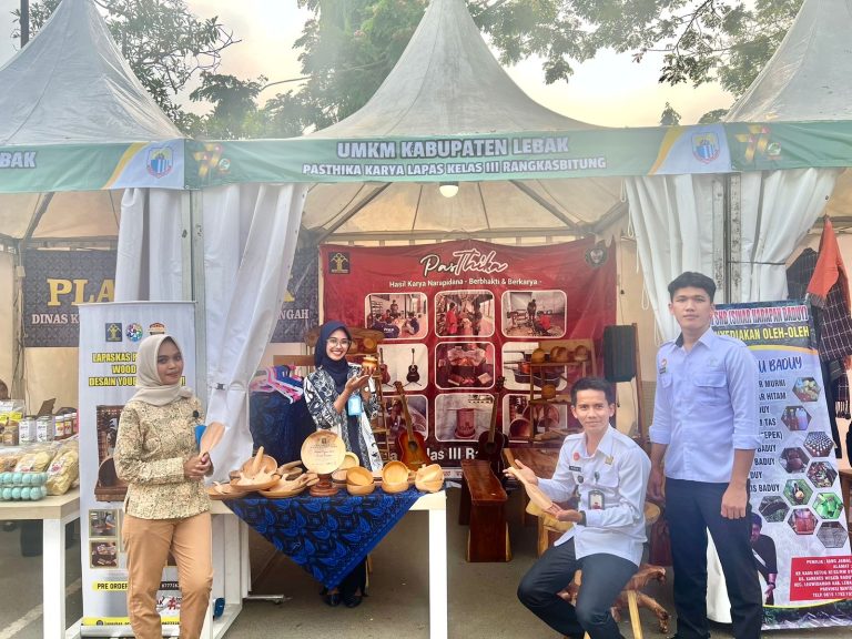 d92c9790-8af1-4b09-9477-1c0ad5a3bac1