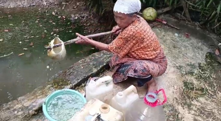 f11e4a2a-f977-4703-9f45-337276b57e9f