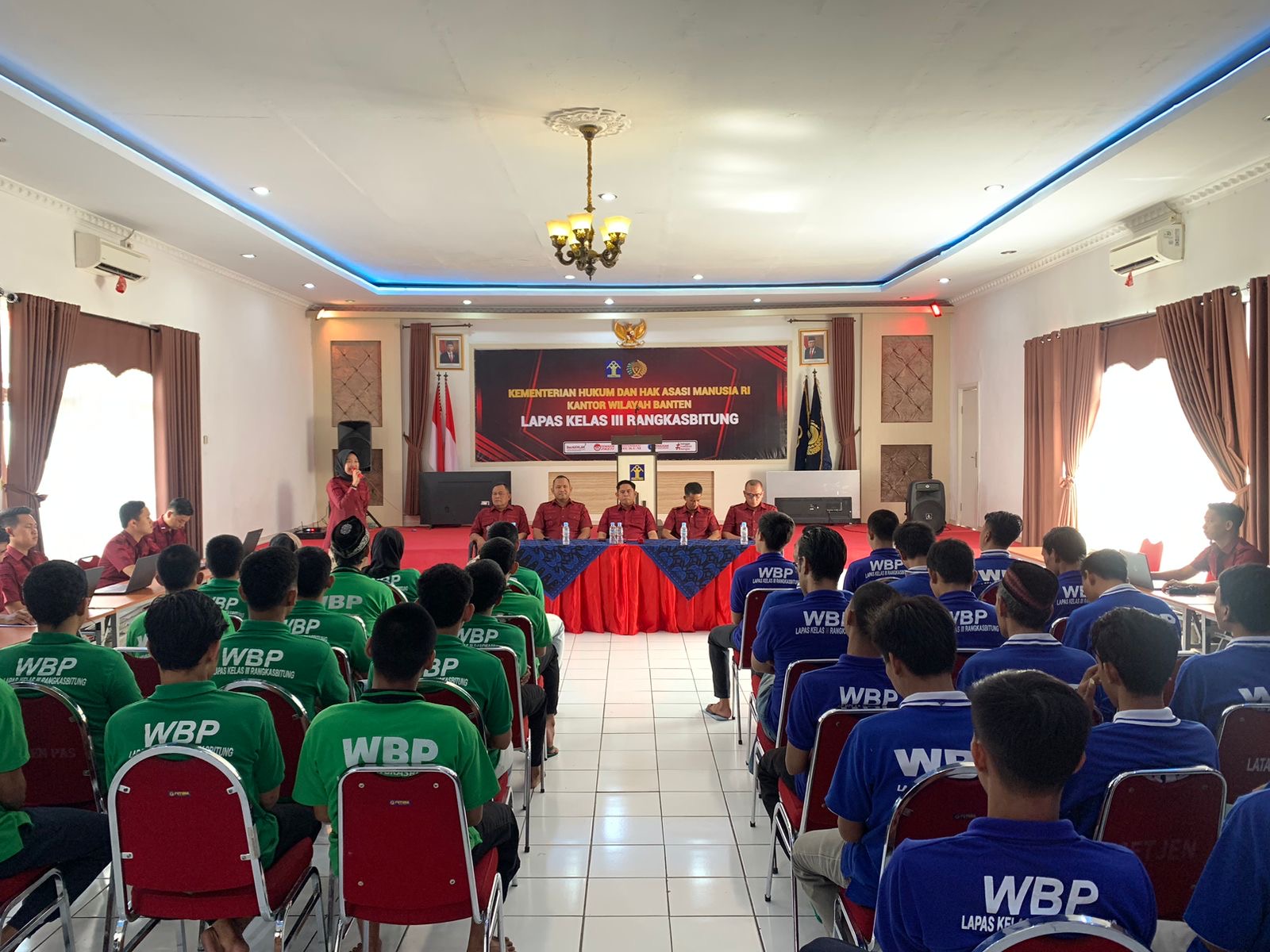 0ff7857a-f696-4433-aa06-5300d12242b9