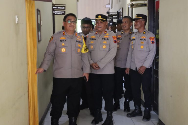 158ba0f4-e6b1-4c18-9d99-e54e7035f43e