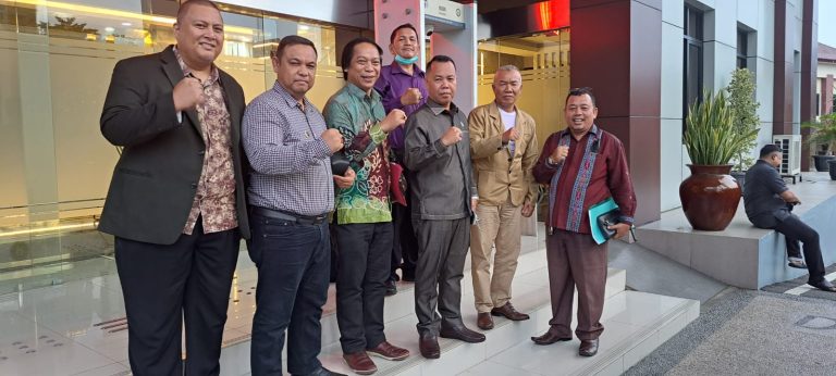 232b59ec-ad4b-40df-a2fd-88525941b5ed