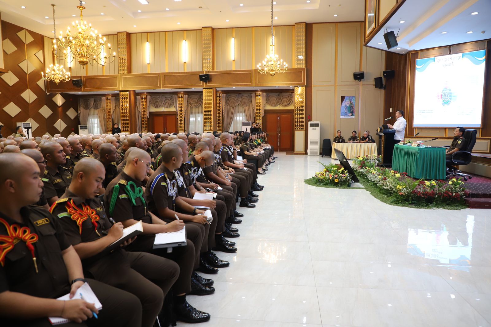 4199a40c-0939-47c3-828d-fb97fdd5f110