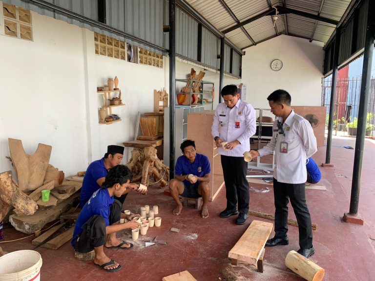 70c3d22a-f939-4ee1-8c16-f202e91ad56c