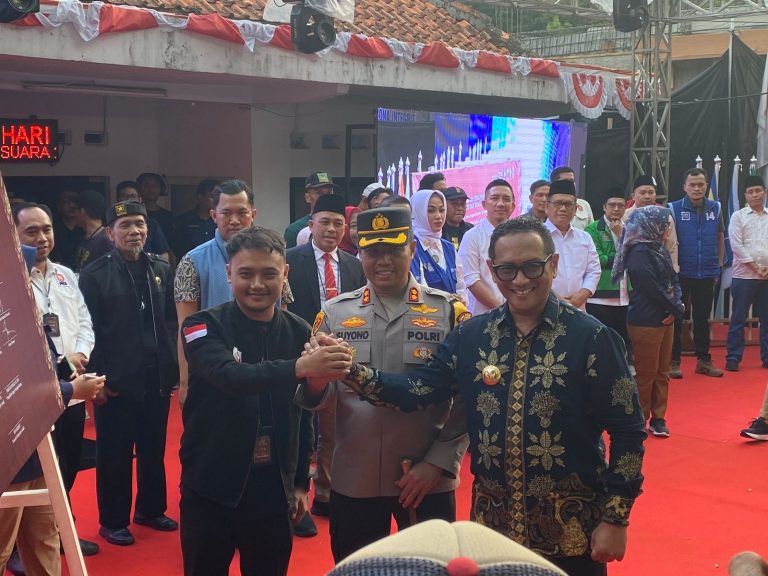 7bd2cde6-9144-4a0c-ab9a-b10cdeee2fc5