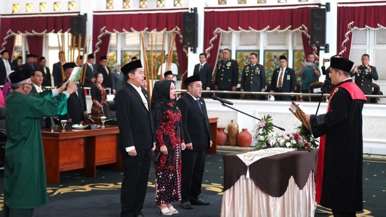 9d1d6963-8b66-4b1d-93f9-b93eebfae820