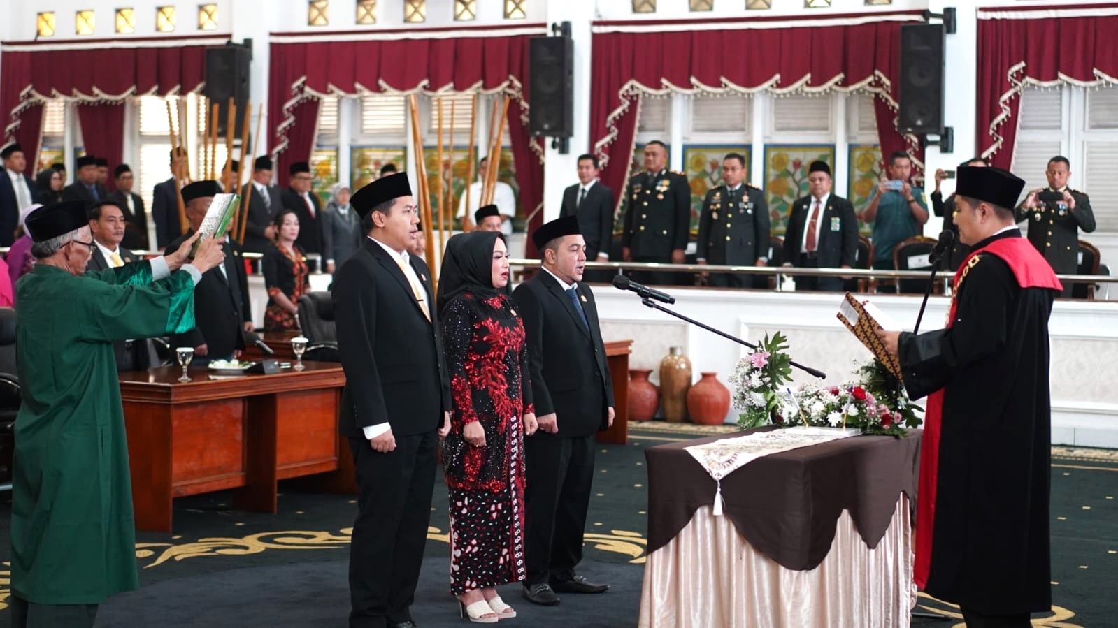 9d1d6963-8b66-4b1d-93f9-b93eebfae820