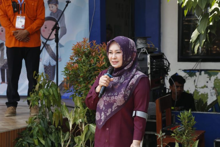 31938f53-809e-4d94-8682-0673c2f5da49