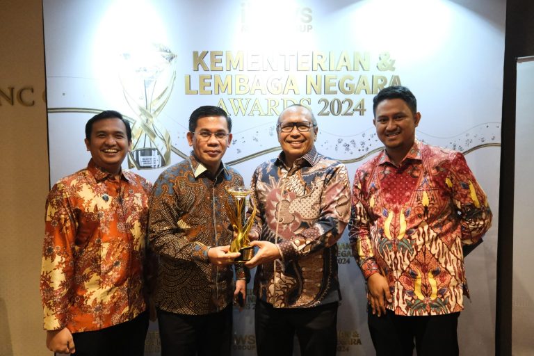 5ac0ada4-68bf-487e-9593-6a572f7be62d