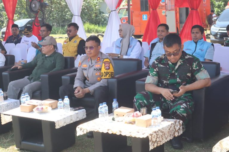 7f2de834-f814-428a-8532-6147f1909609