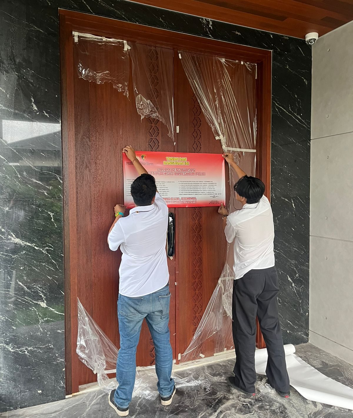 1f932197-9f89-4667-afea-6b3966e08cfe